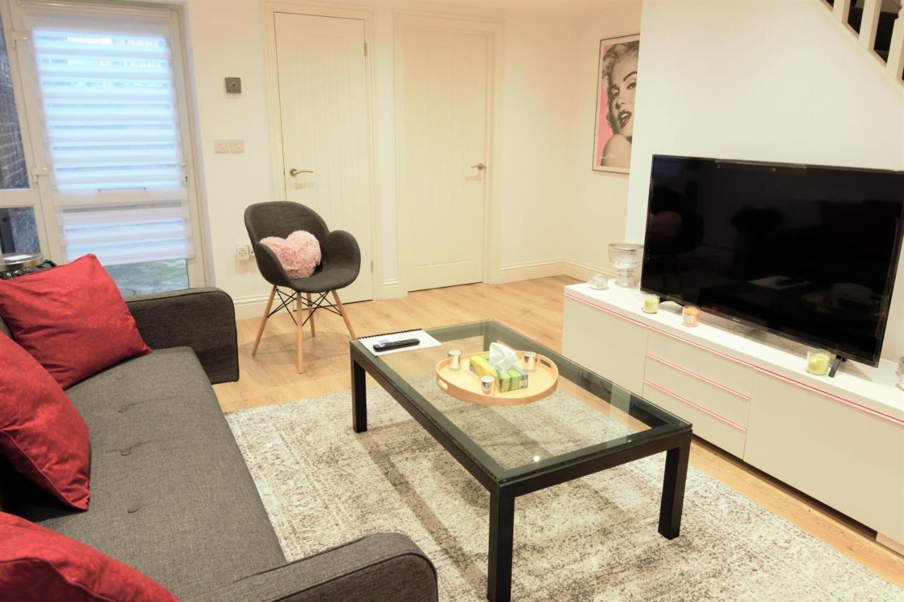 Stylish 2 Bedroom Apartment In The Heart Of Greenwich Londýn Exteriér fotografie
