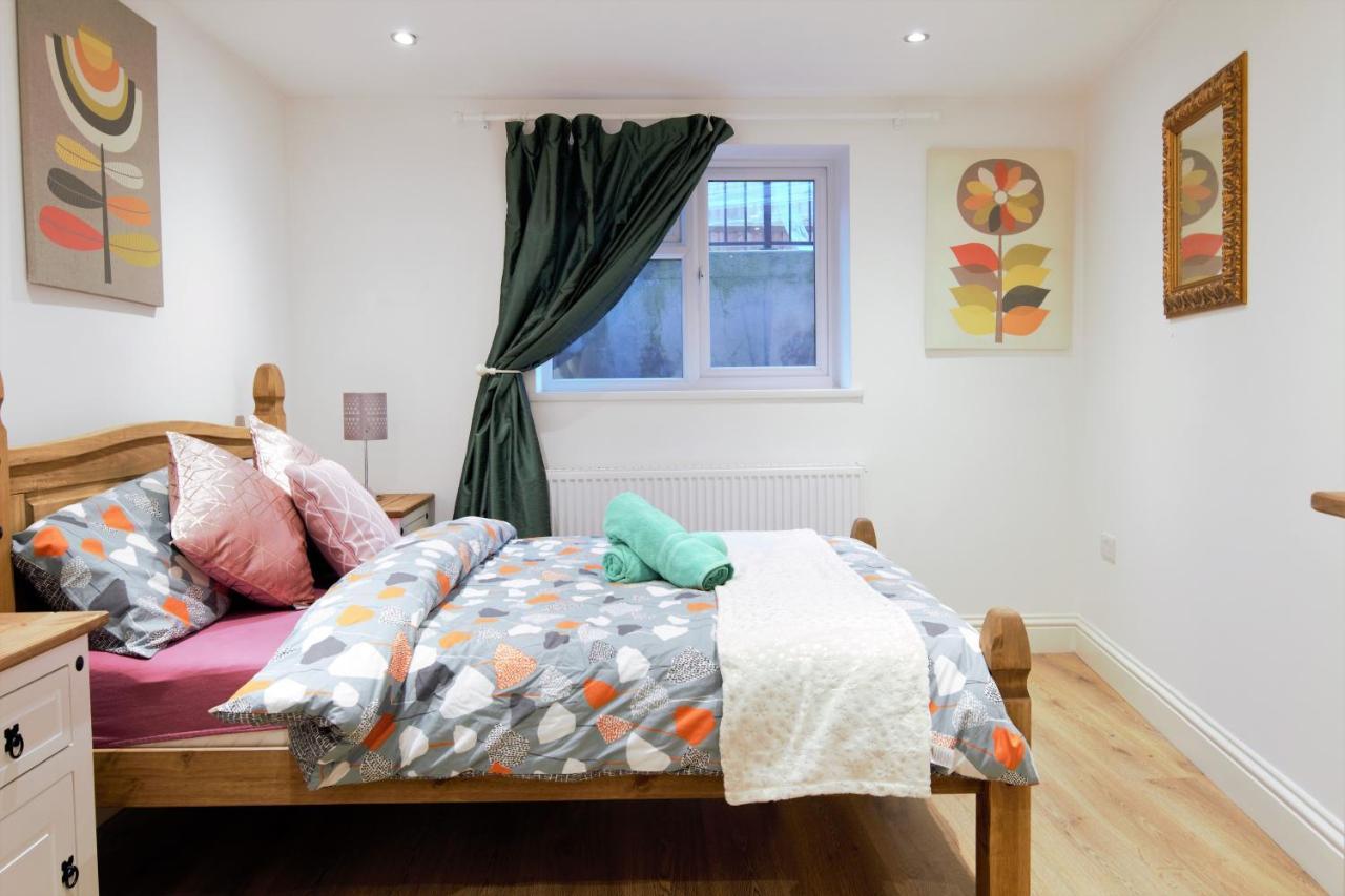 Stylish 2 Bedroom Apartment In The Heart Of Greenwich Londýn Exteriér fotografie