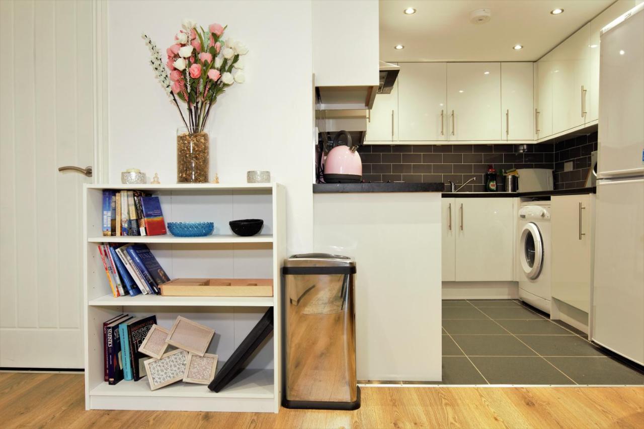 Stylish 2 Bedroom Apartment In The Heart Of Greenwich Londýn Exteriér fotografie