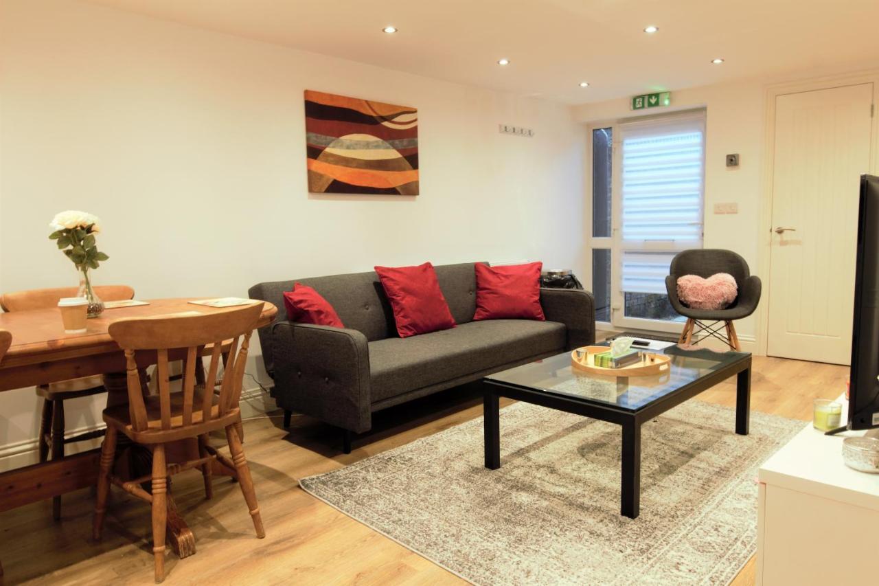 Stylish 2 Bedroom Apartment In The Heart Of Greenwich Londýn Exteriér fotografie